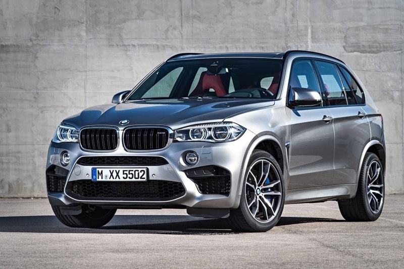 The BMW X5M makes 567 hp from its 4.4 litres twin charged V8 engine ! In layman's terms this means this 2.2 tonne 5 seater SUV will go from rest to a 100 kmph in 4 blistering seconds. However if you want this leather wrapped scud missile it will set you back a cool Rs. 1.63 Crores!
