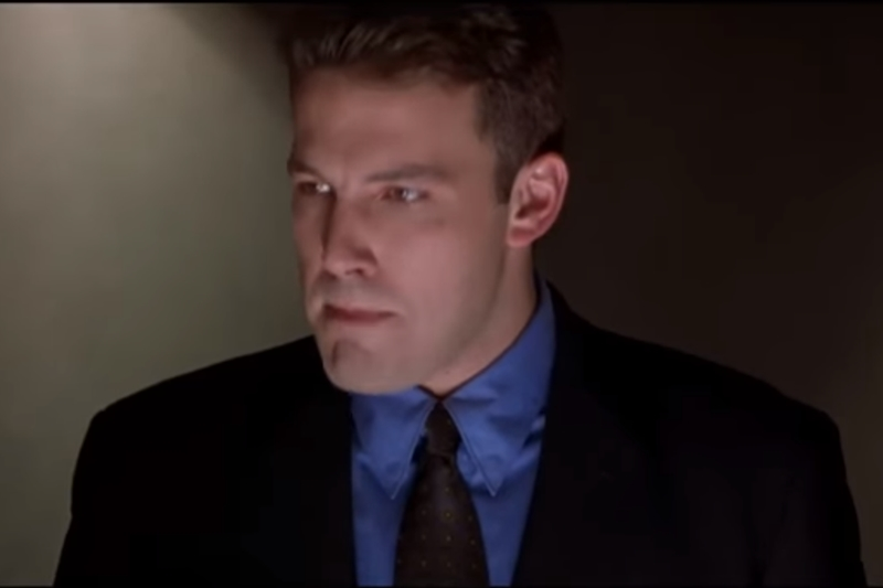 ‘Boiler Room’ is a story of a righteous college dropout who finds himself at loggerheads with his father - a harsh federal judge. He gets a job as a stockbroker and gets on the fast track to success.
