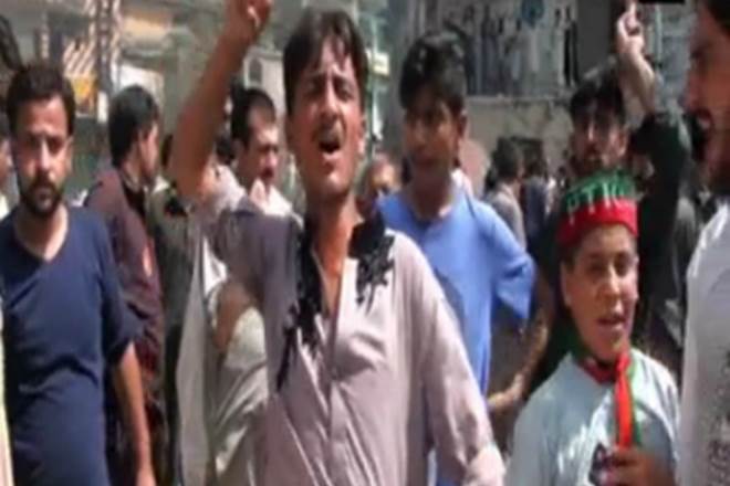 Pakistan Occupied Kashmir, Kashmir, Pok, line of control, loc, Pakistan, pakistan army, pakistan prime minister, Nawaz sharif, Hizbul Mujahideen, Syed Salahuddin, Hizbul Mujahideen Chief Syed Salahuddin, global terrorist, azadi, azadi slogans, PoK residents, Hayat Khan, leader in PoK, pok leader