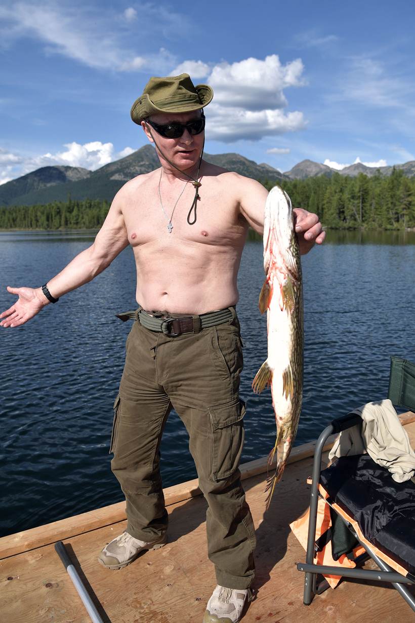 Vladimir Putin, Vladimir Putin holiday, putin holiday, shirtless putin, hunting fish, Siberia