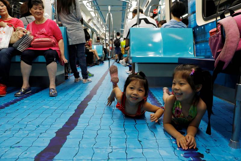 Summer Universiade, Summer Universiade taipei, taipei taiwan Summer Universiade, 2017 Summer Universiade, Taipei subway train, Mass Rapid Transit, Summer Universiade 2017, swimming pool floor, sports-themed train, sports-themed train taiwan
