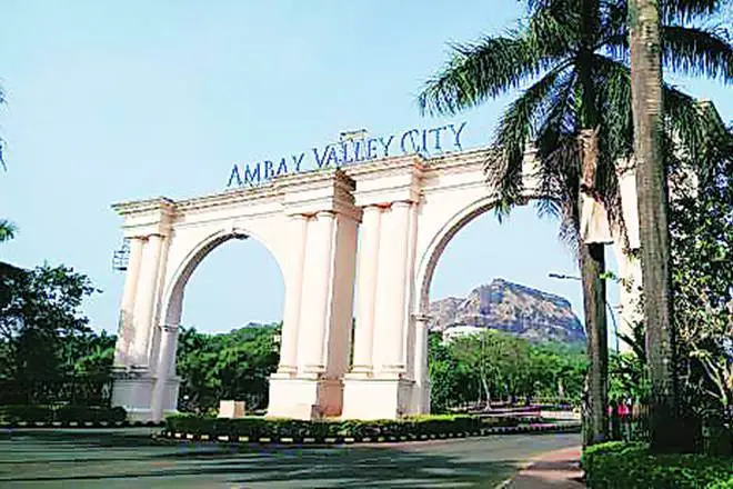 Sahara group, Aamby Valley auction, Supreme Court, china, japan, Bombay High Court, Mauritius, Lonavala, pune, Maharashtra