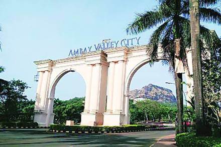 Sahara group, Aamby Valley auction, Supreme Court, china, japan, Bombay High Court, Mauritius, Lonavala, pune, Maharashtra