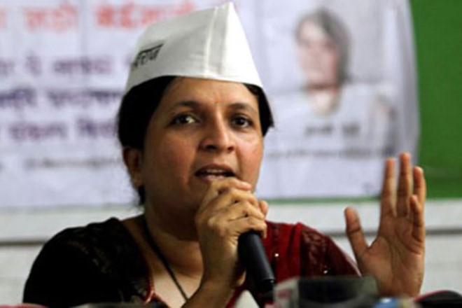 Anjali Damania, Anjali Damania gets threat call, Anjali Damania death threat, AAP leader Anjali Damania, Anjali Damania aap, Anjali Damania case, Eknath Khadse, Eknath Khadse remarks on Anjali Damania, BJP leader, Rajnath Singh, Narendra Modi, AAP, AAP on Anjali Damania