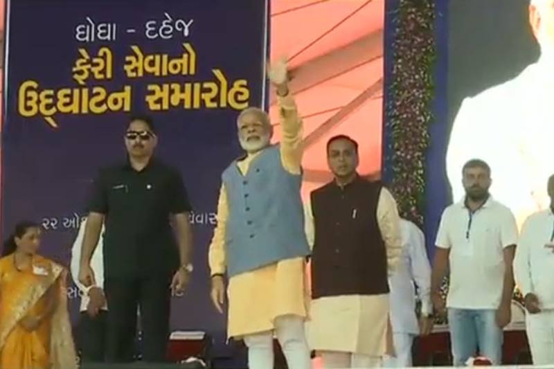 Narendra Modi, Modi, modi in Gujarat, Ghogha Dahej, Dahej Ghogha, Ghogha Dahej Ro-Ro, ferry service, BJP Gujarat, Narendra Modi in Gujarat, Modi Gujarat visit, Modi Gujarat election, Hardik Patel, Patel quota,Gujarat chief minister, vijay rupani, Bharatiya Janata Party, bjp, congress