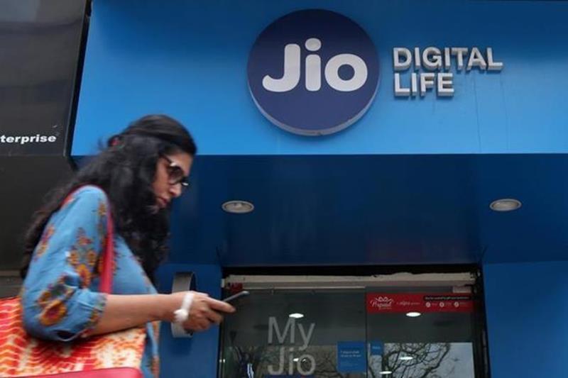 Vodafone Rs 177 plan, Airtel rs 199 plan, Reliance Jio rs 149, vodafone cheap plan, vodafone new data plan, vodafone new plan at rs 177, airtel plan, airtel new data plans, vodafone data plan 496