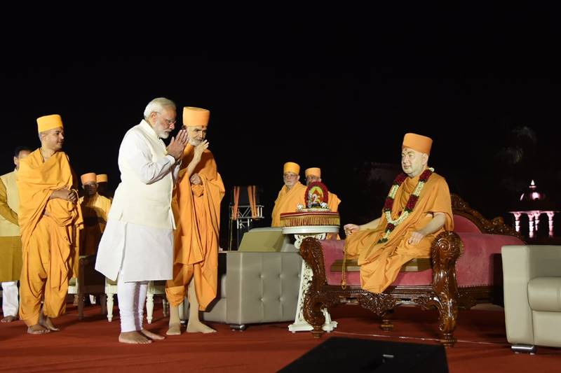 Gandhinagar Akshardham Temple, Akshardham Temple, Akshardham Temple silver jubilee, pm narendra modi, pm modi, modi, modi in gujarat, gujarat, Akshardham pics