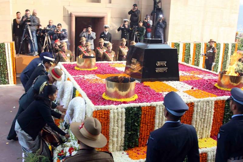 vijay diwas, nirmala sitharaman, bipin rawat, 1971 war, india pakistan war, indo pakistan war of 1971, india pakistan, bangladesh, East Pakistan, Dhaka, Prisoners of War, Indian Air force, Second World War, Pakistani forces