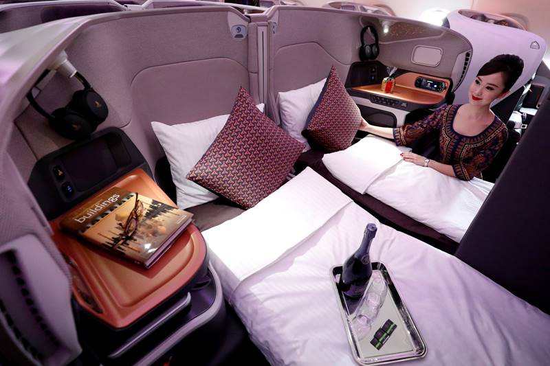 singapore airlines, Airbus A380, first class suites, luxurious suites, economy class, premium airlines, aircraft, airline, plane, sydney, singapore, A380s, first class seats