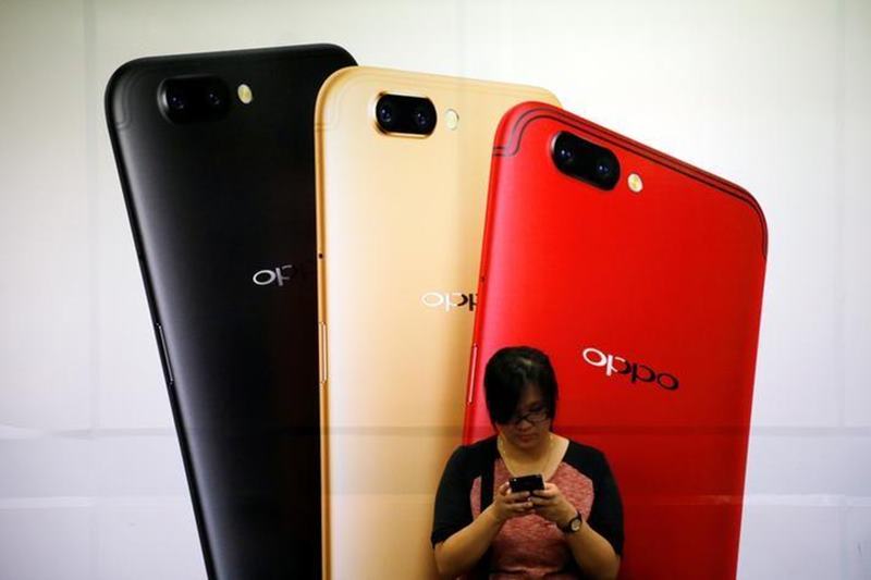 Yahoo, most searched tech terms, most searched tech terms in india, yahoo most searched tech terms, Whatsapp, Reliance Jio, GTA, Smartwatches, Jio, reliance Jio, Redmi, Grand Theft Auto, GTA, Samsung mobile, Samsung, mobile, Nokia 6, Samsung j7, Clash of Clans, Oppo mobile