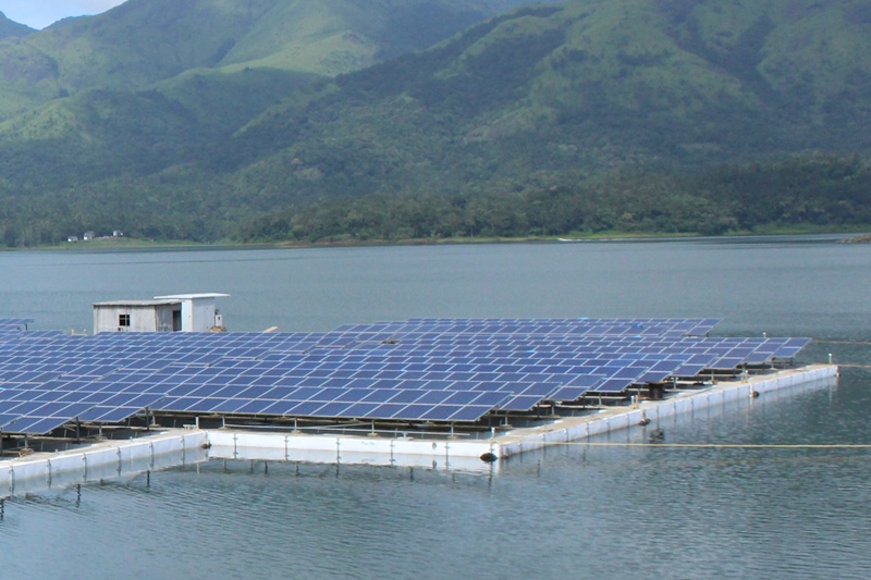 Wow! India’s largest floating solar power plant opens in Kerala; it’s a