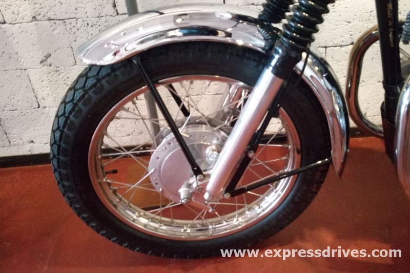 Royal Enfield Redditch production facility closed in the beginning of 1967 but the production of the Interceptor continued in the company’s underground factory in Westwood, Bradford Upon Avon. MKIA and MKII variants of the Royal Enfield Interceptor followed after that.
