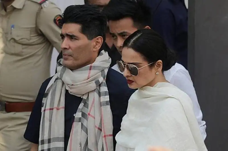 IN PICS | Sridevi funeral: Huge number of fans, Bollywood bigwigs pay last respects to legendary Bollywood actress