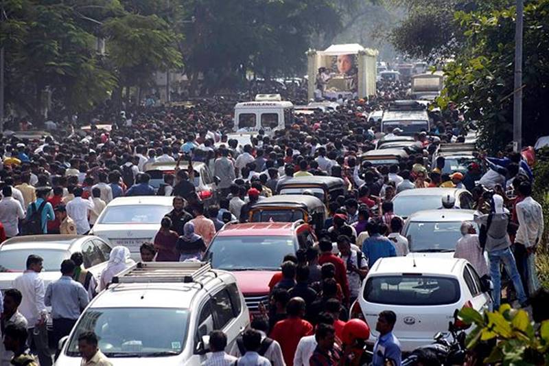 IN PICS | Sridevi funeral: Huge number of fans, Bollywood bigwigs pay last respects to legendary Bollywood actress