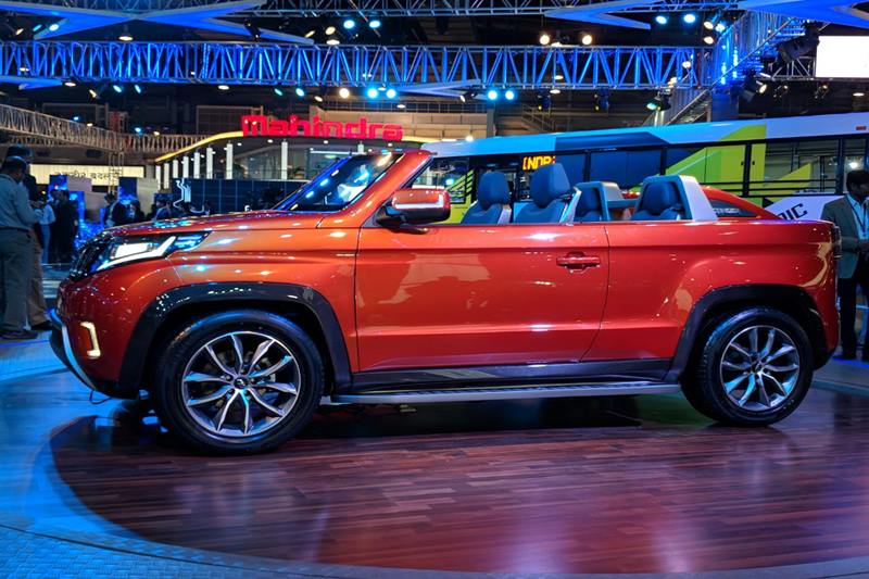 Mahindra TUV Stringer Concept gets muscular wheel arches and robust body cladding exude a macho appeal. It’s simple yet distinctive lighting signature is inspired by the scorpion, while the stylish LED head lamps and tail lamps add to the vehicle’s contemporary appeal.