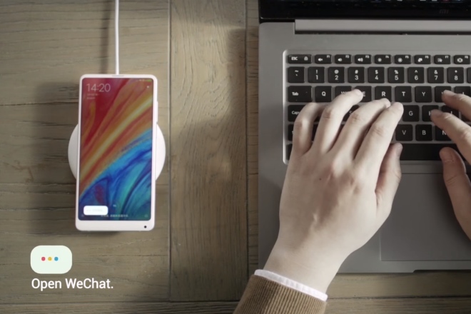 Xiao can tell traffic updates, weather information, set alarms, reminders, play music, and send messages within chat apps such as WeChat