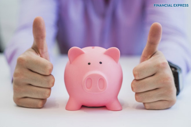 savings bank account, savings bank interest rate, liquid funds, liquid funds India, liquid funds investment, how to invest in liquid funds, liquid funds vs debt funds