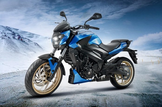 Bajaj Dominar: Powered by a 373.3 cc liquid-cooled single-cylinder engine that puts out 34.5 bhp and 35 Nm of torque, Bajaj Dominar has the same seat height as the Himalayan at 800 mm. Prices for the most powerful Bajaj start at Rs 1.49 lakh (ex-showroom).