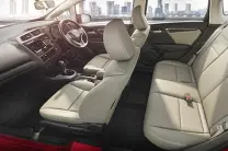  Magic seats or the front seats can tilt horizontally to make a flat bed for one person 