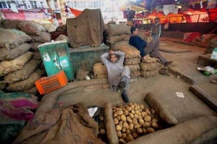 After recent hikes, arhatiya commissions are exorbitantly high in many markets. (Representational image)
