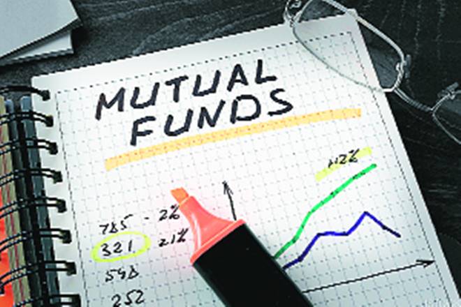 Mutual Funds: MF managers expect redemptions of Rs 50,000 crore from debt funds in September