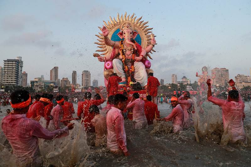 ganesh visarjan images, ganesh visarjan pics, ganesh visarjan photos, ganesh visarjan photos in mumbai, ganesh visarjan photo gallery, ganesh visarjan 2018 date, ganesh visarjan 2018 mumbai, ganesh visarjan 2018 hyderabad, ganesh visarjan 2018 pune, ganesh visarjan 2018 in mumbai, ganesh visarjan 2018 date in ahmedabad