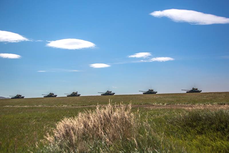 vostok 2018 drills, vostok 2018 exercises, vostok 2018 russia, russia's vostok 2018 war games, vostok 2018 military exercise, vostok 2018 participants, vostok 2018 countries, vostok 2018 images, vostok 2018 pictures, vostok 2018 photos, russia war games, russia china military exercise