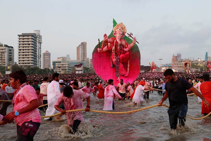 ganesh visarjan images, ganesh visarjan pics, ganesh visarjan photos, ganesh visarjan photos in mumbai, ganesh visarjan photo gallery, ganesh visarjan 2018 date, ganesh visarjan 2018 mumbai, ganesh visarjan 2018 hyderabad, ganesh visarjan 2018 pune, ganesh visarjan 2018 in mumbai, ganesh visarjan 2018 date in ahmedabad