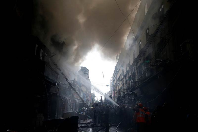 kolkata fire accident today, kolkata fire, kolkata fire today, bagri market kolkata fire, bagree market fire, bagri market fire, bagree market fire latest news, bagri market fire today, kolkata fire images, kolkata fire pics, kolkata fire pictures, burrabazar fire, burrabazar fire images