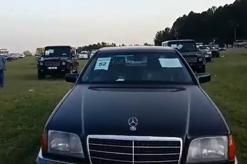 imran khan car auction, imran khan vehicle auction, pakistan car auction list, pakistan car auction site, pakistan government car auctions, pakistan PM car auctions, prime minister pakistan car auction, car auction in pakistan 2018, car auction in pakistan prime minister, car auction images, pakistan car auction pics