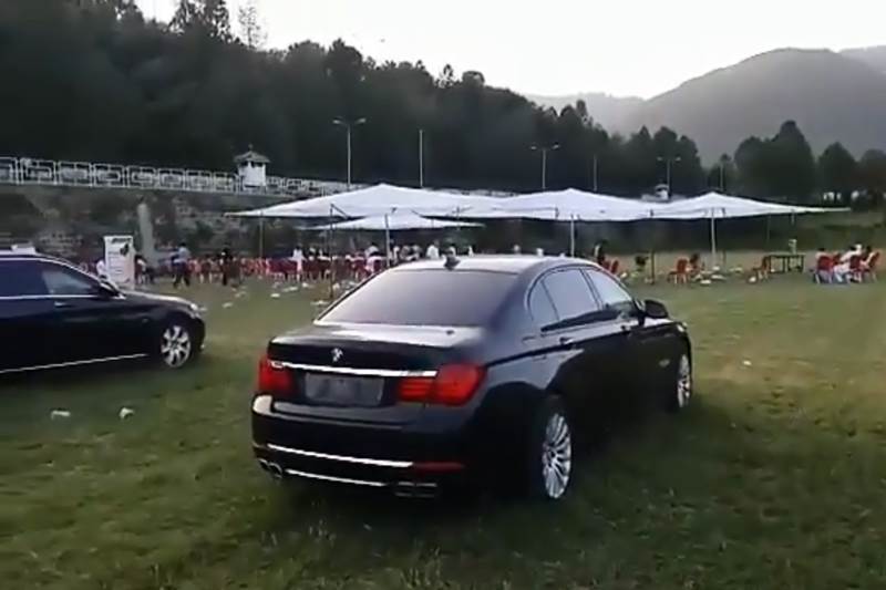 imran khan car auction, imran khan vehicle auction, pakistan car auction list, pakistan car auction site, pakistan government car auctions, pakistan PM car auctions, prime minister pakistan car auction, car auction in pakistan 2018, car auction in pakistan prime minister, car auction images, pakistan car auction pics