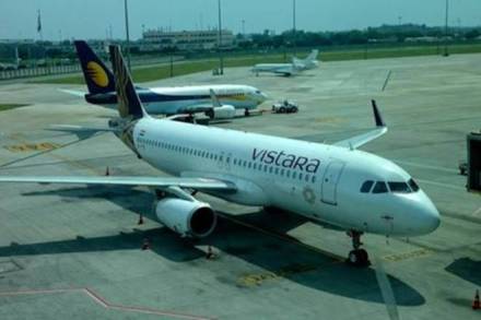 The CBI has alleged that AirAsia India officials bribed the government officials and used lobbyists to get foreign flying eligibility relaxed in 2013-14. (File photo: Reuters)