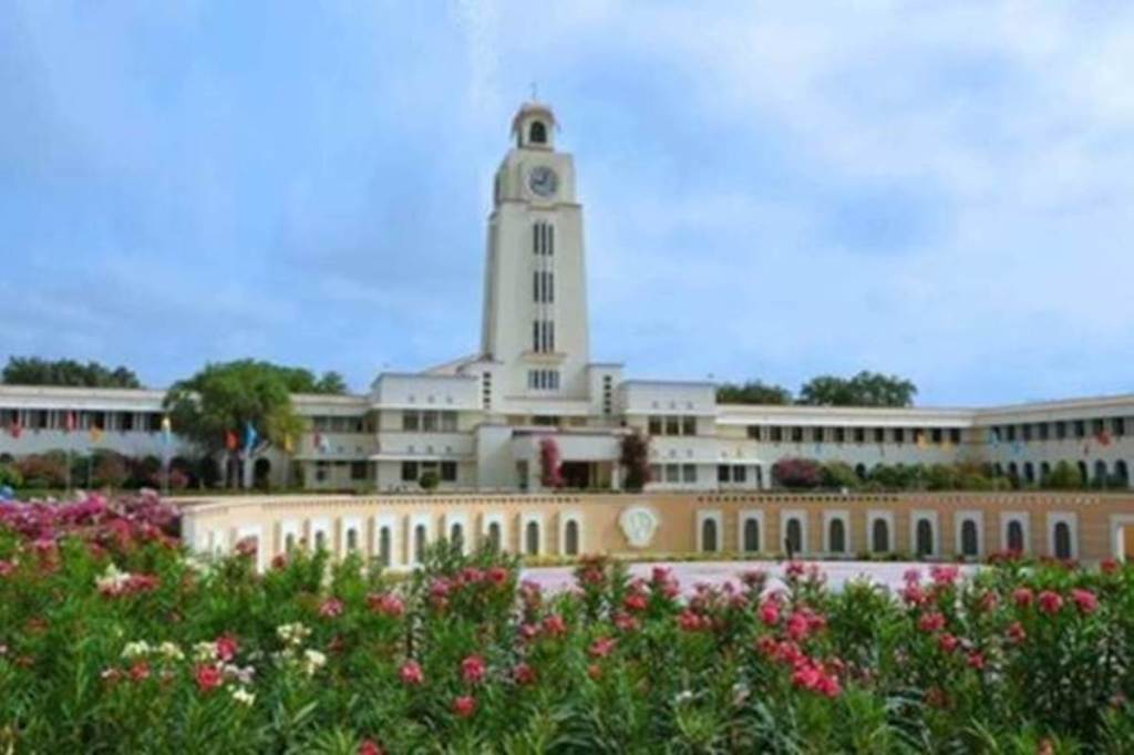 BITS Pilani gets whopping $1 million donation from US-based alumni couple
