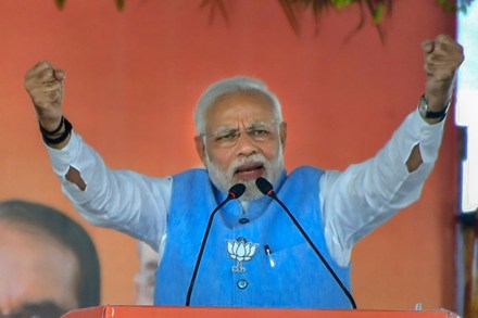 Chhattisgarh elections 2018: Narendra Modi says Congress looted India, asks people to vote for BJP