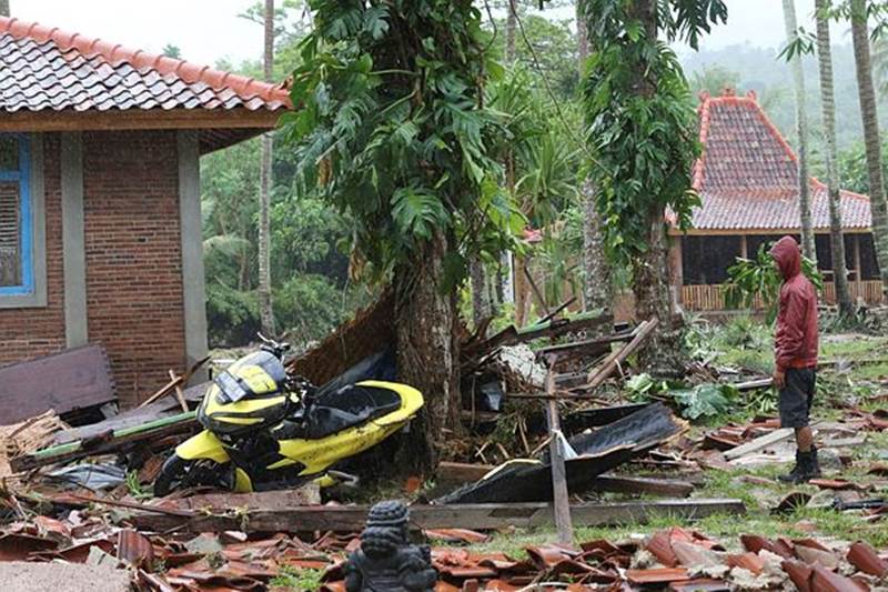 indonesia, indonesia tsunami 2018, indonesia tsunami, indonesia tsunami photos, indonesia tsunami today, indonesia tsunami pictures, indonesia news