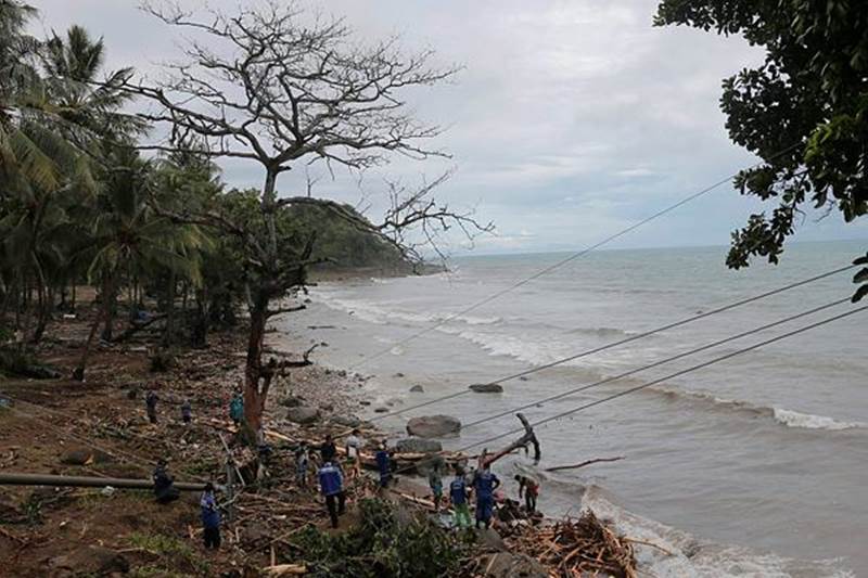 indonesia, indonesia tsunami 2018, indonesia tsunami, indonesia tsunami photos, indonesia tsunami today, indonesia tsunami pictures, indonesia news