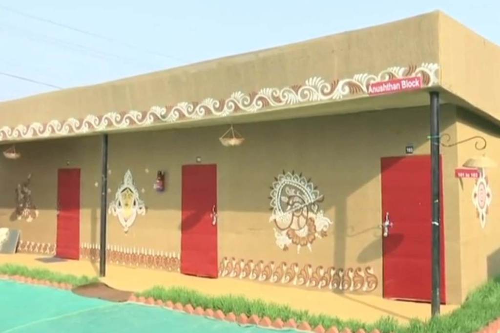 Kumbh Mela: Hi-tech huts equipped with modern gadgets set up for saints