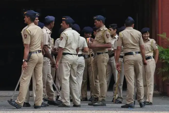 Mantralaya special squad took him into custody and later handed over to Marine Drive Police Station.