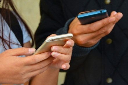 How to change mobile number in SBI, SBI online, SBI net banking, SBI ATM, SBI mobile number change online, sbi mobile number change, sbi mobile number change form, sbi mobile number change sms, sbi mobile number change request letter, how to change mobile number in sbi atm, sbi online mobile number