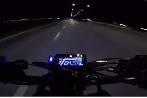 Honda CB300R top speed revealed in video: Check out what KTM 390 Duke rival is capable of!