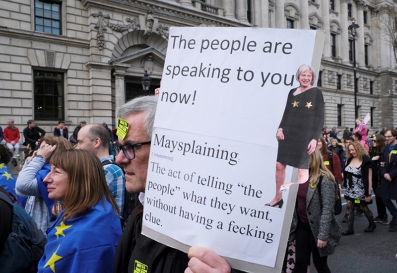 Over hundreds of thousands of people march in central London to seek new Brexit referendum. The rally has been marked as one of the biggest anti- Brexit marches to demand another referendum on Britain's memebership with the European Union (EU). (Reuters photo)