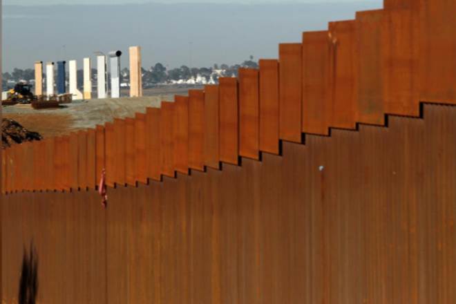 donald trump, US mexico border wall, US congress, republicans, donald Trump budget plan, democrats, White House