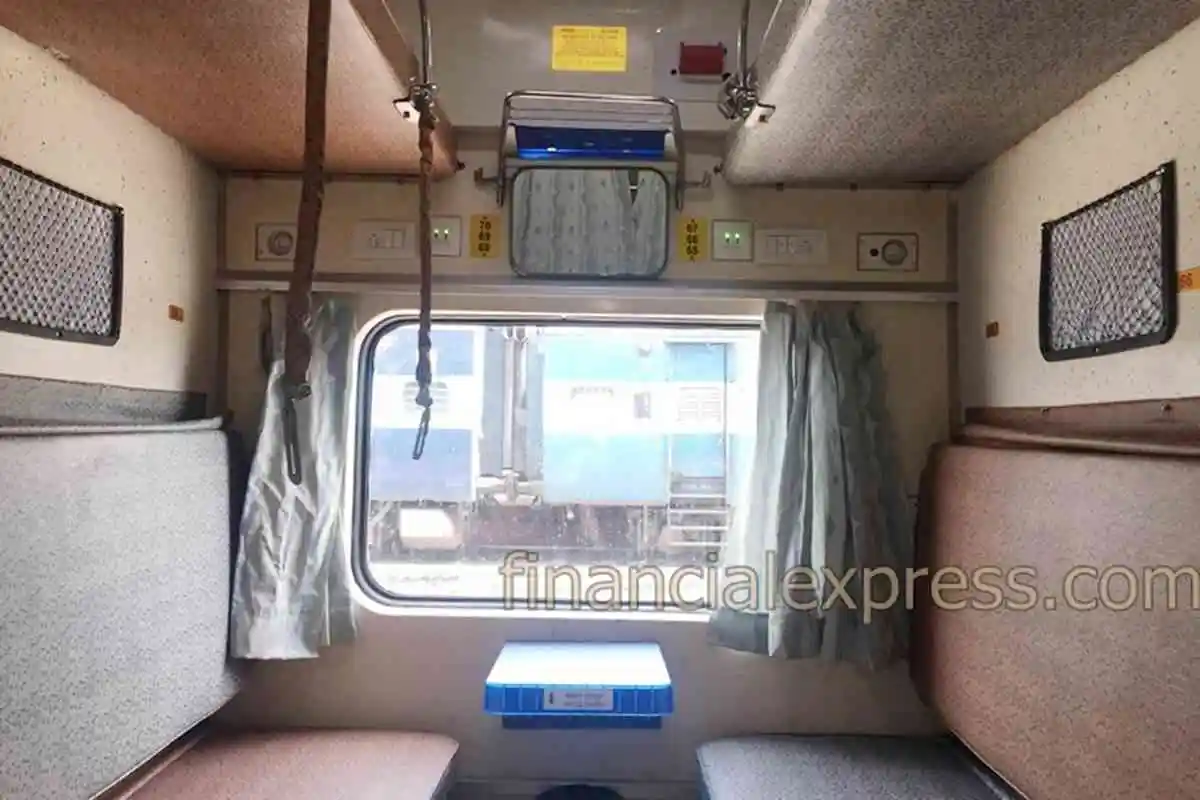 New Indian Railways Humsafar Express AC3 tier train from Patna to