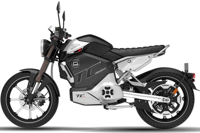 Super Soco TC-Max: The Soco aims to match the performance of a petrol four-stroke 125 while delivering much better economy. It can do a top speed of 100 km/h and boasts of similar torque as the Energica at 180.3 Nm, with a range of about 128 km/h. The Super-Soco TC-Max is available for special order from April 2019.