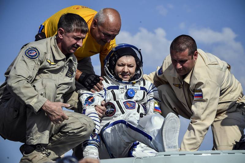 NASA, NASA astronauts, astronauts, astronauts return to earth, International Space Station, Soyuz rocket, rocket, NASA images