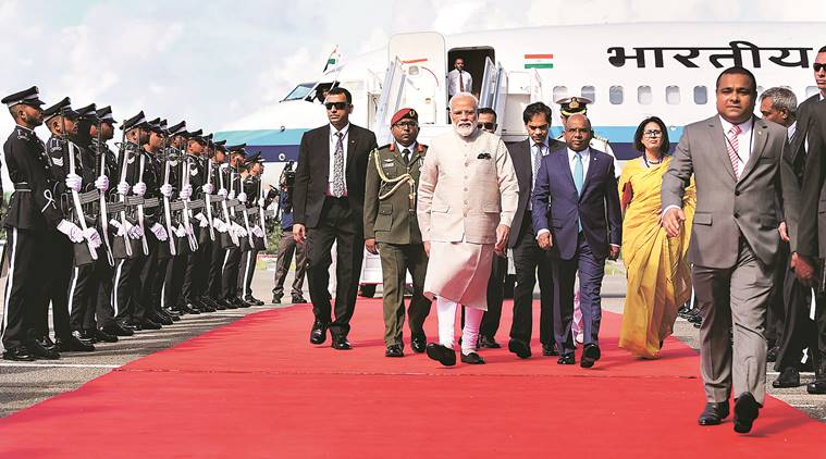 Congress, Bharat Ratna, Narendra Modi, Manmohan Singh, Lok Sabhapolls 2019, gandhi nehru family, Rajiv Gandhi, pranab mukherjee, emergency, Adhir Ranjan Chowdhury