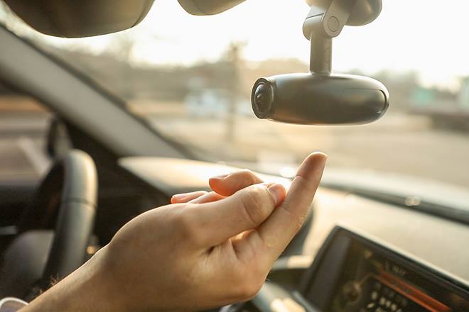 Vezo 360: Dashcam that wakes you if you get sleepy while driving and it can also be used as a regular camera