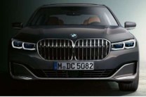  Up-front, the new BMW 7 Series comes with the German car manufacturers new grille design. Other changes, from the previous iteration include aesthetic updates all across the car's exterior. 