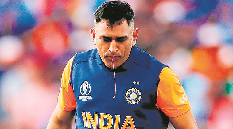 Dhoni to join BJP