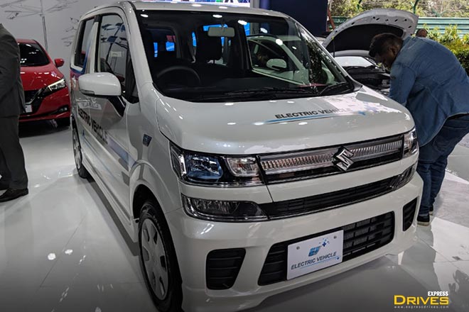 Carmakers plan blitz with nearly a dozen EVs in 2020: Maruti e-WagonR, Mahindra XUV300 electric & more!